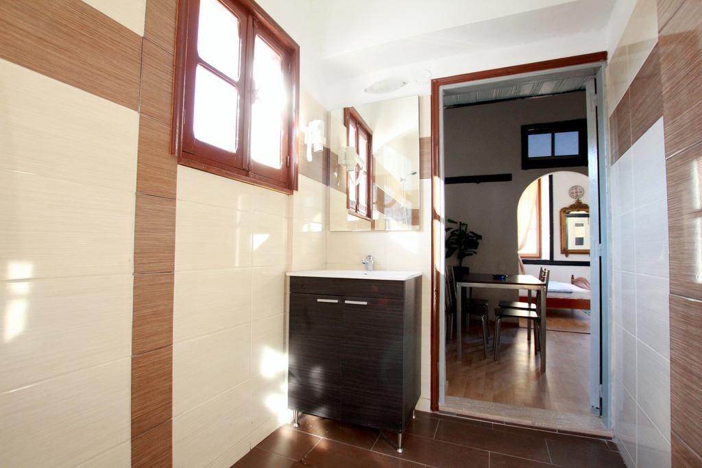 Traditional Apartments Alexandra Меис Номер фото