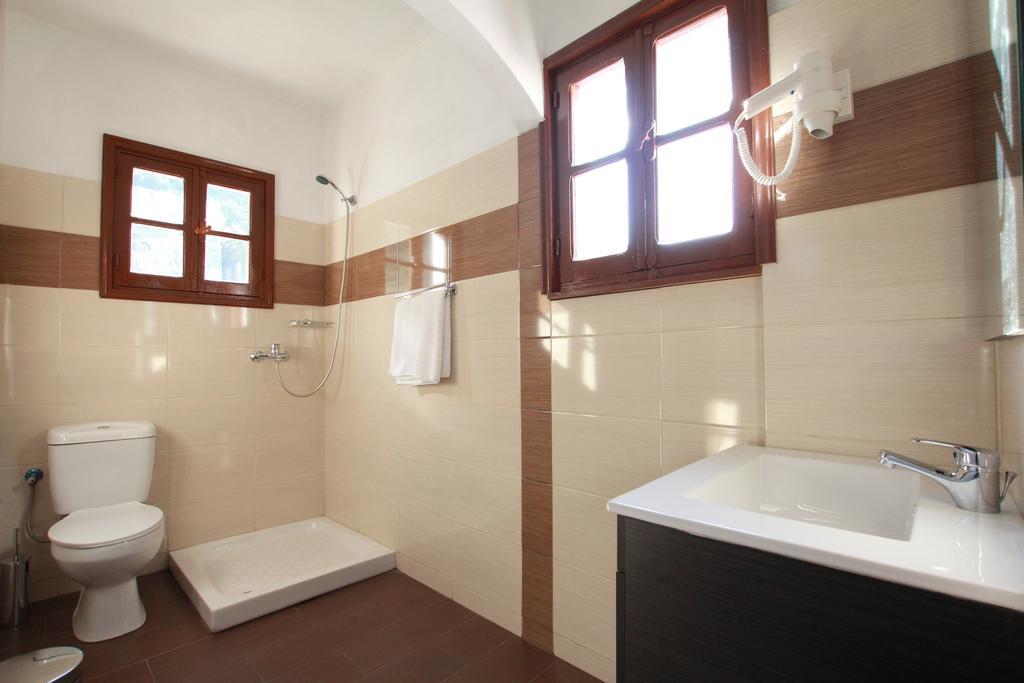 Traditional Apartments Alexandra Меис Номер фото